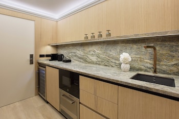 Penthouse, 2 Bedrooms (Suite)