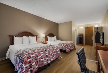 Deluxe Room, 2 Queen Beds, Non Smoking