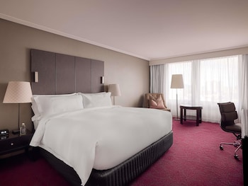 Superior Room, 1 King Bed
