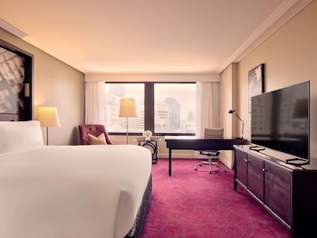 Luxury City Room, King Bed, High Floor, City View