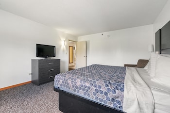 Chicago Club Suite with Balcony
