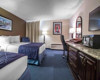 Standard Room, 2 Queen Beds, Non Smoking