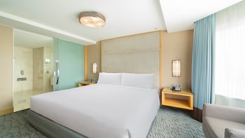 Premium Suite, 1 Bedroom, Non Smoking, City View