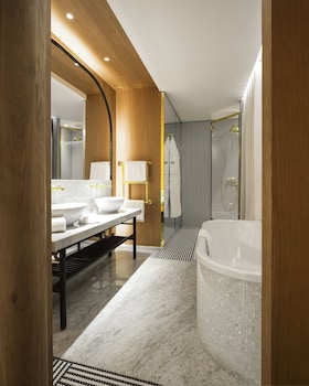 Prestige Room