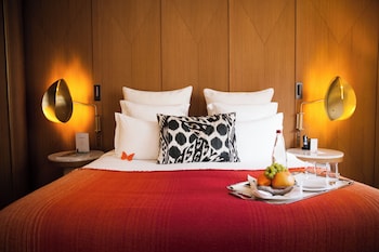 Prestige Room