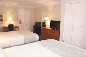 Deluxe Room, 2 Double Beds, Non Smoking