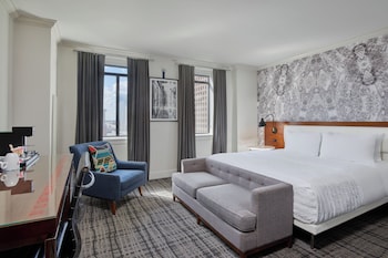Room, 1 King Bed, Corner