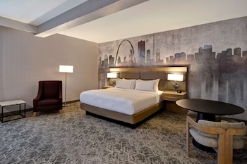 Deluxe Room, 1 King Bed
