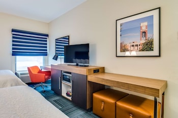 Room, 2 Queen Beds, Accessible, Non Smoking