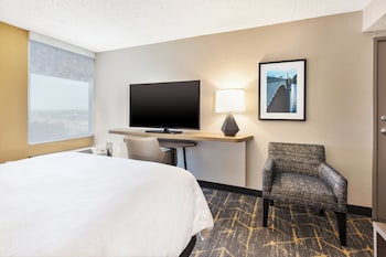 Standard Room, 1 Queen Bed, Accessible (Communications)