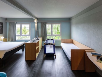 Standard Room, Multiple Beds