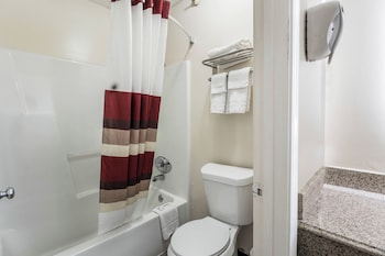 Deluxe Room, 1 Queen Bed, Non Smoking