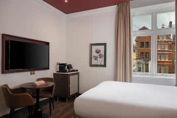 Premium Room, 1 Queen Bed (Welbeck Street View)