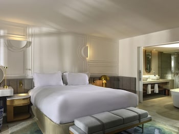 Suite, 1 King Bed, Ocean View (Opera,Beach Access,Balcony or Terrace)