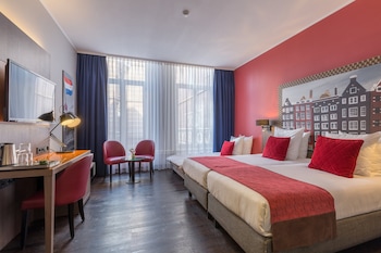 Comfort Room (1 Twin Bed 1 Single Bed)