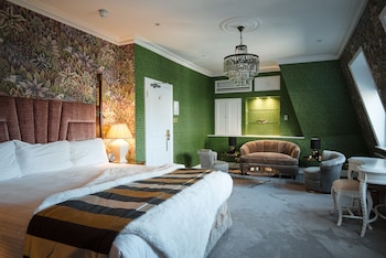 Indulgent Room