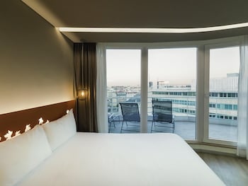 Superior Room, 1 Double Bed, Balcony