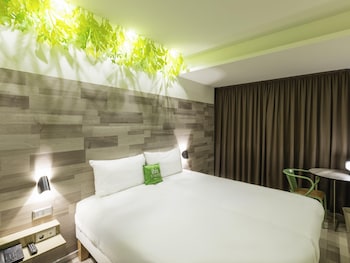 Superior Room, 1 Queen Bed
