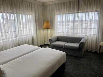 Family Suite, 2 Bedrooms, Non Smoking, City View