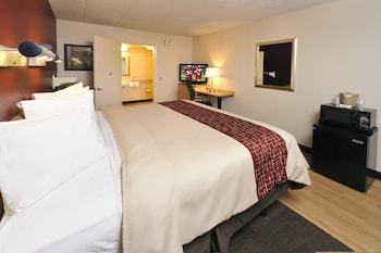 Superior Room, 1 King Bed, Accessible (Roll-In Shower, Smoke Free)