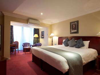 Suite, 1 King Bed, Non Smoking