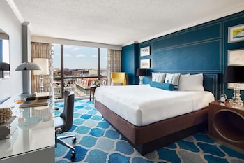 Room, 1 King Bed, City View