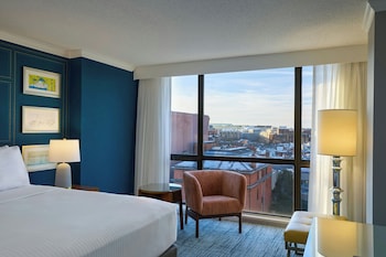 Room, 1 Queen Bed, City View