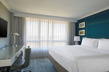 Deluxe Room, 1 King Bed