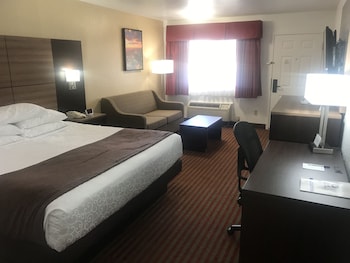 Standard Room, 1 King Bed, Non Smoking