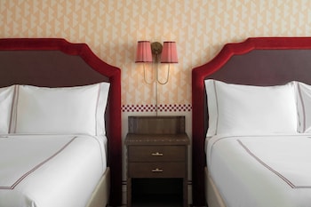 Classic Room, 2 Queen Beds