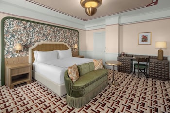 Executive Room, 1 King Bed