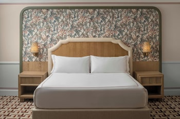 Classic Room, 1 King Bed