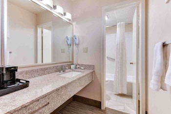 Standard Room, 2 Double Beds, Non Smoking, Refrigerator & Microwave (Movie View)