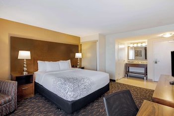 Room, 1 King Bed, Non Smoking