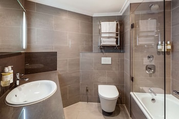 Deluxe Room, 1 King Bed