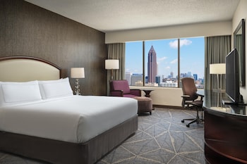 Premium Room, 1 King Bed (Skyline View)