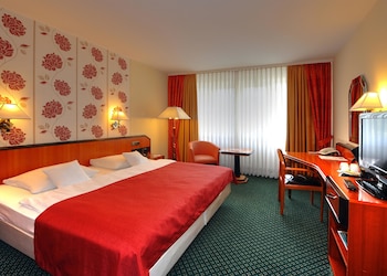 Economy Room, 2 Twin Beds