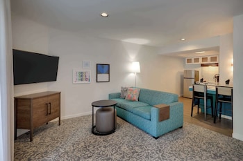Suite, 1 Queen Bed, Accessible (Mobility Roll in Shower One Bedroom)