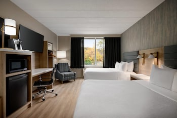 Room, 2 Queen Beds, Non Smoking