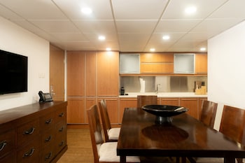 Suite, 3 Bedrooms