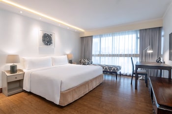 Suite, 3 Bedrooms