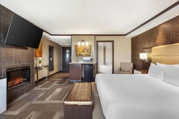 Suite, 1 King Bed, Non Smoking, Jetted Tub