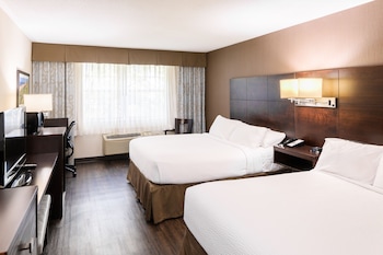 Standard Room, 2 Double Beds (Only Accessible by Stairs)