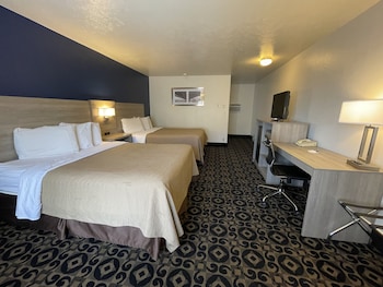Room, 2 Queen Beds, Smoking