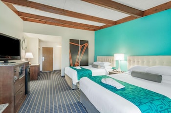 Standard Room, 2 Queen Beds, Non Smoking