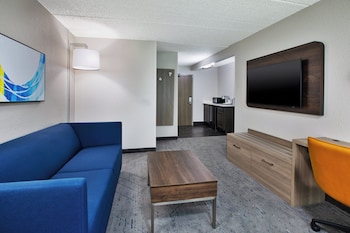 Suite, 2 Queen Beds, Accessible (Mobility)