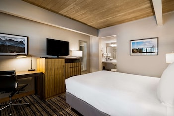 Standard Room, 1 Queen Bed, Non Smoking