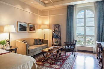Deluxe Room (Old City Floors 5-6)