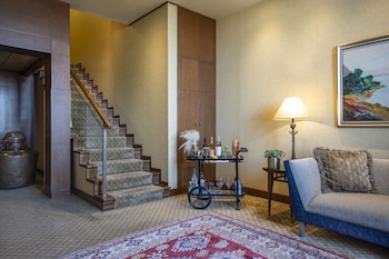 Duplex, 1 Bedroom (Suite)