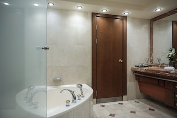 Duplex, 1 Bedroom (Suite)